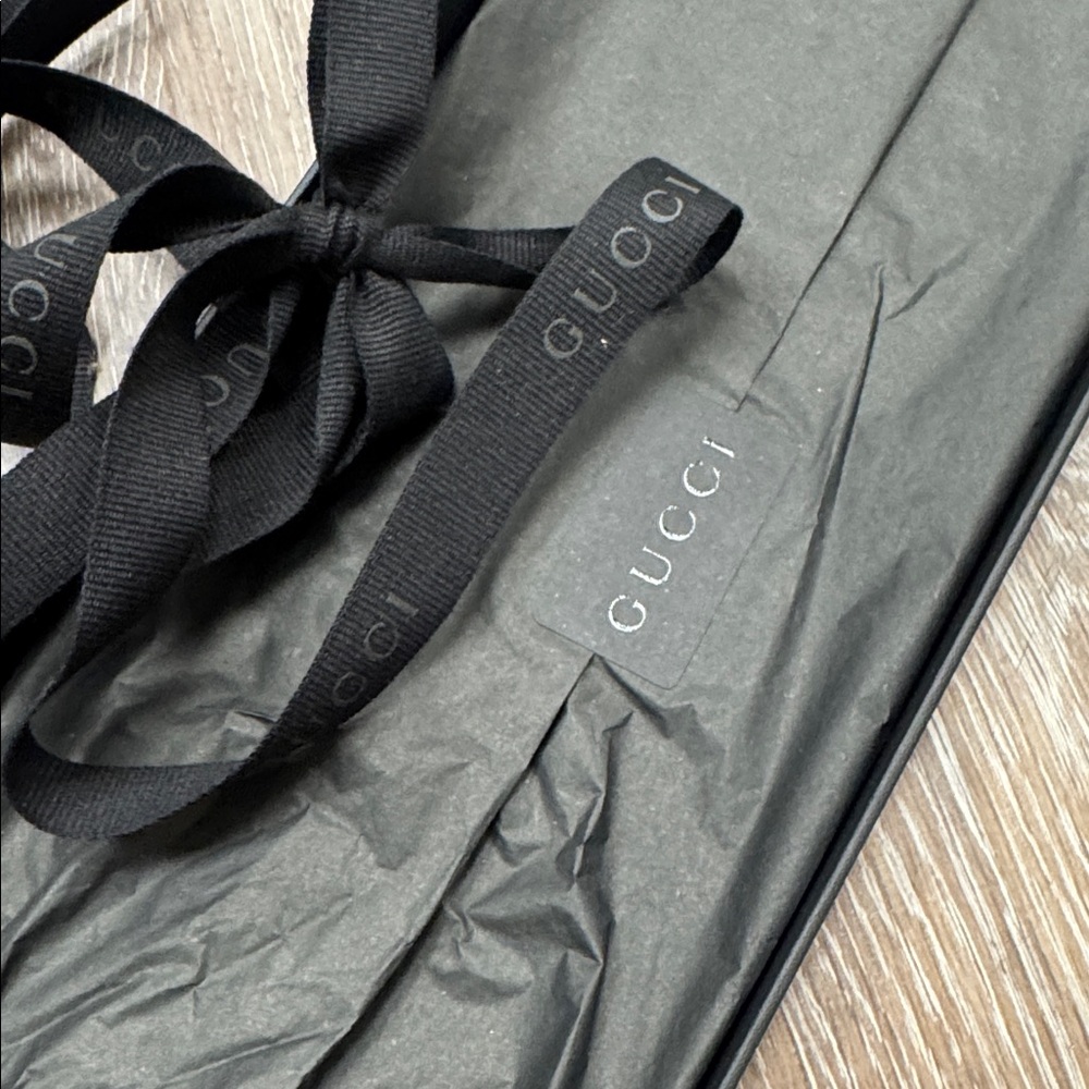 Gucci Black Paper Gift Bag and Slim Scarf or Tie Box - Picture 3 of 3